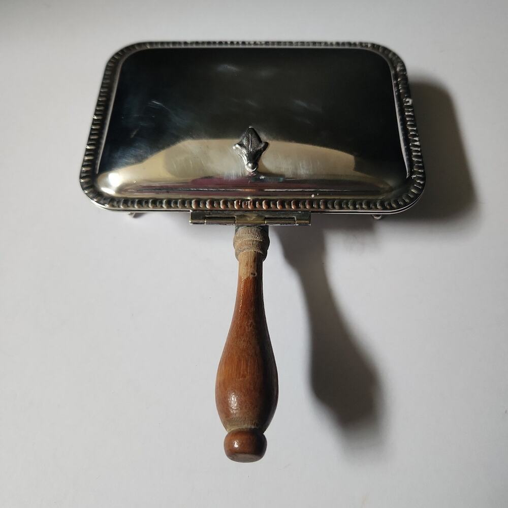 Vintage Sheffield Silver Co. Silent Butler Crumb Catcher EPC 280